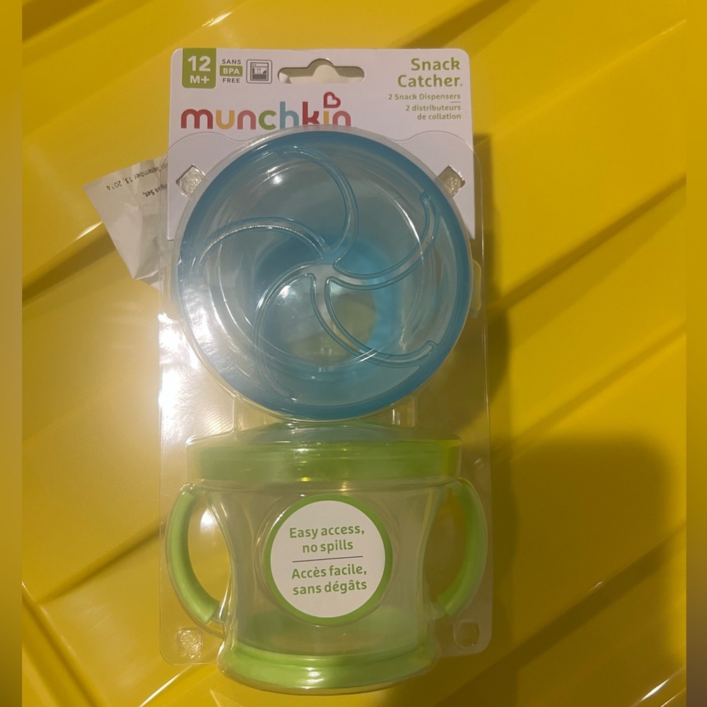 Munchkin Snack Catcher